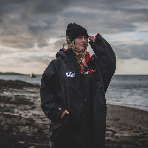 Dryrobe X RNLI Long Sleeve Classic, Black/Red