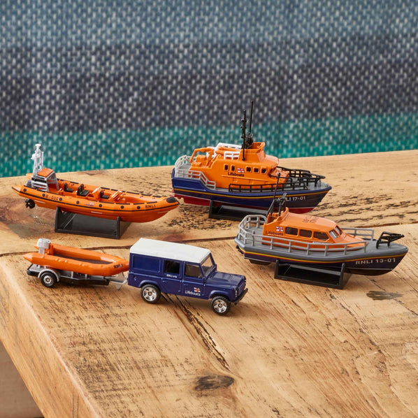 Corgi RNLI Land Rover Defender and D Class Lifeboat Model 1:90