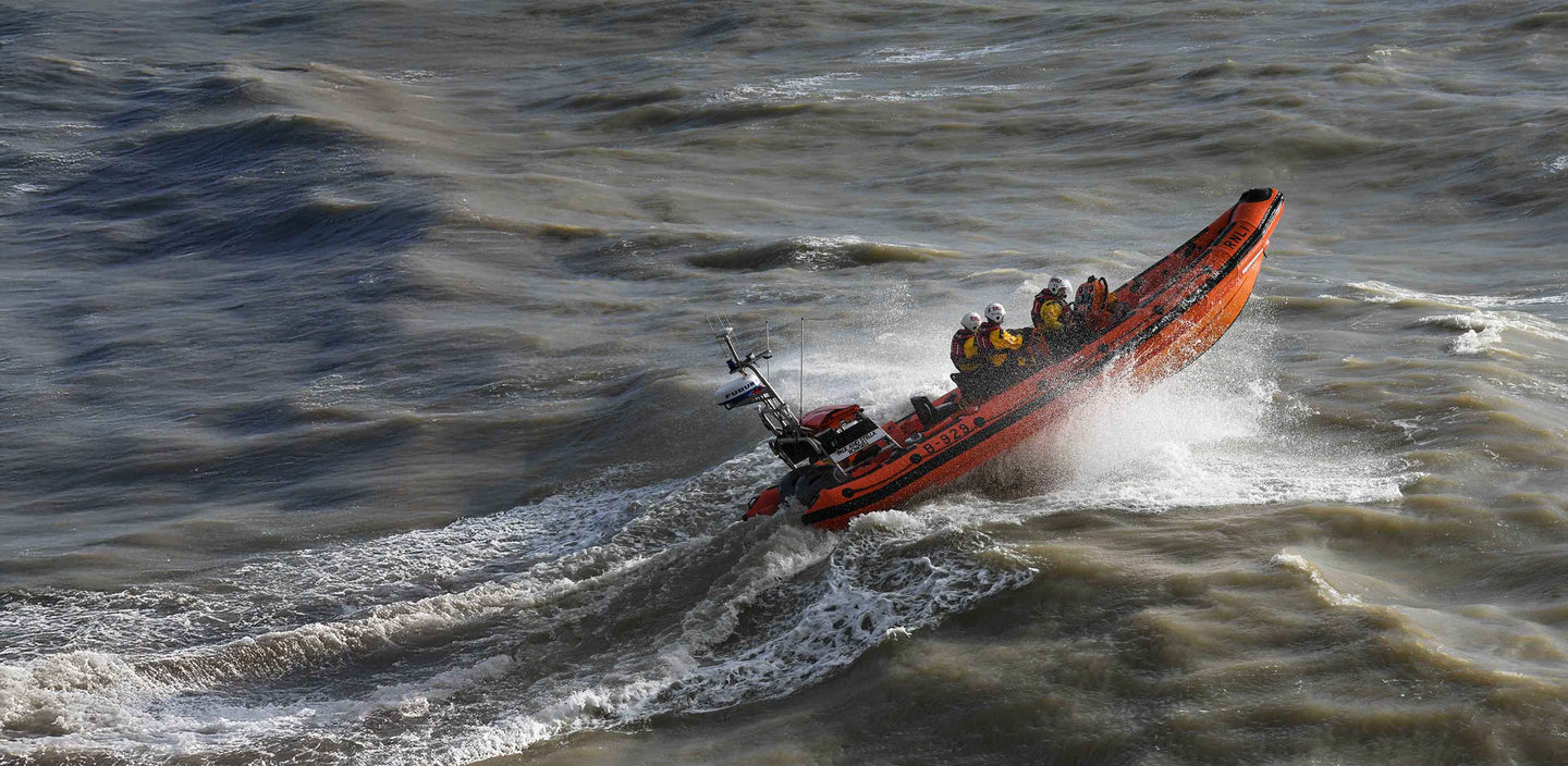 <p>When the days are<br/>longer, our volunteer<br/>lifesavers <em>give extra</em></p>