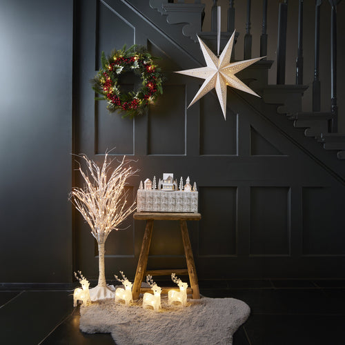 Light-Up Green and Red Fir Wreath