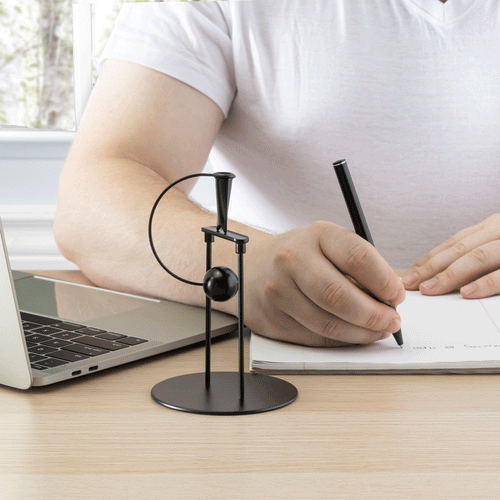 Acrobatic Balancing Pen